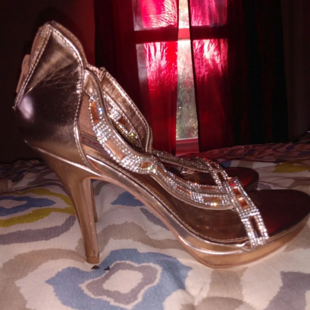 Dolce heels size 8